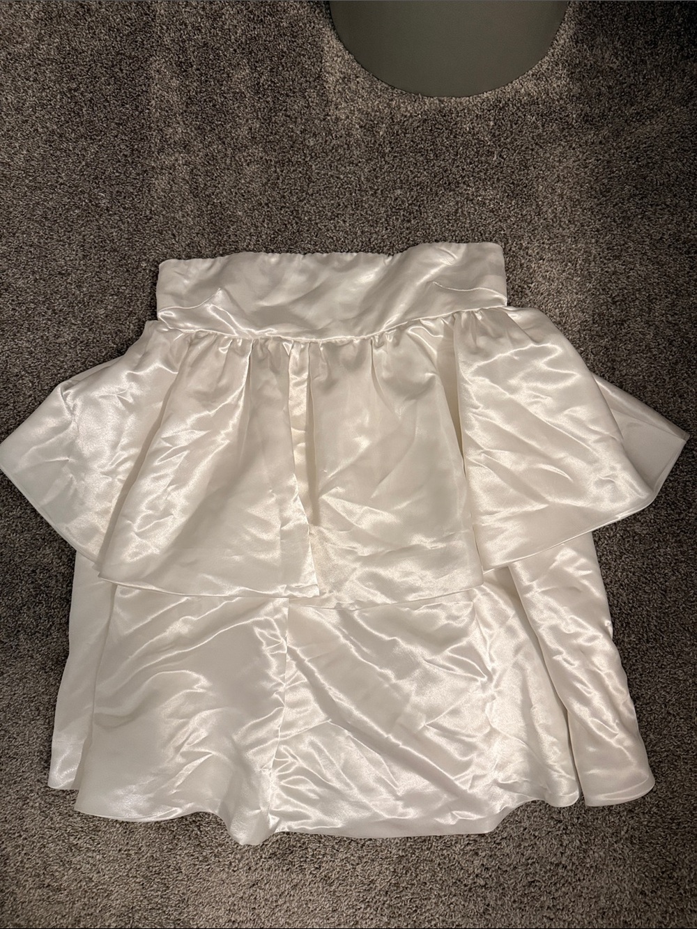 Women’s White Satin Peplum Strapless Dress